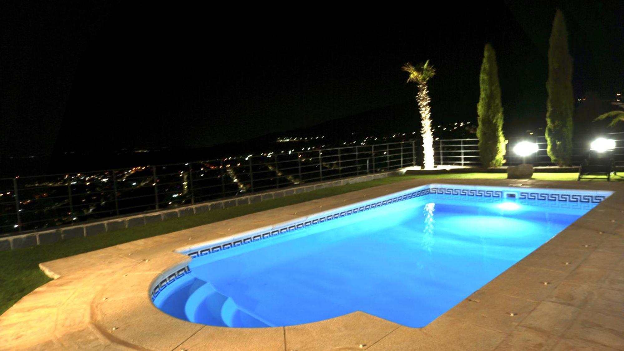 Villa Los Angeles El Espinar Kültér fotó