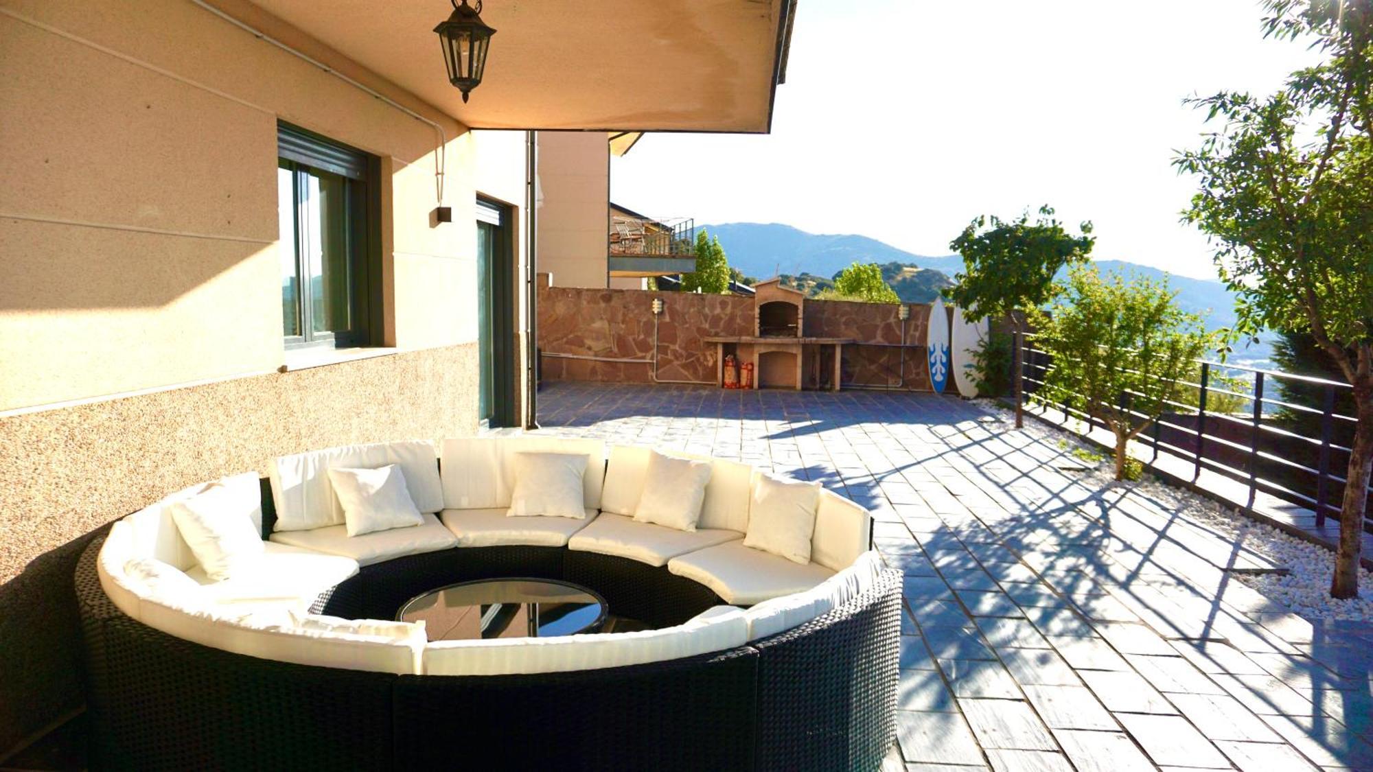 Villa Los Angeles El Espinar Kültér fotó