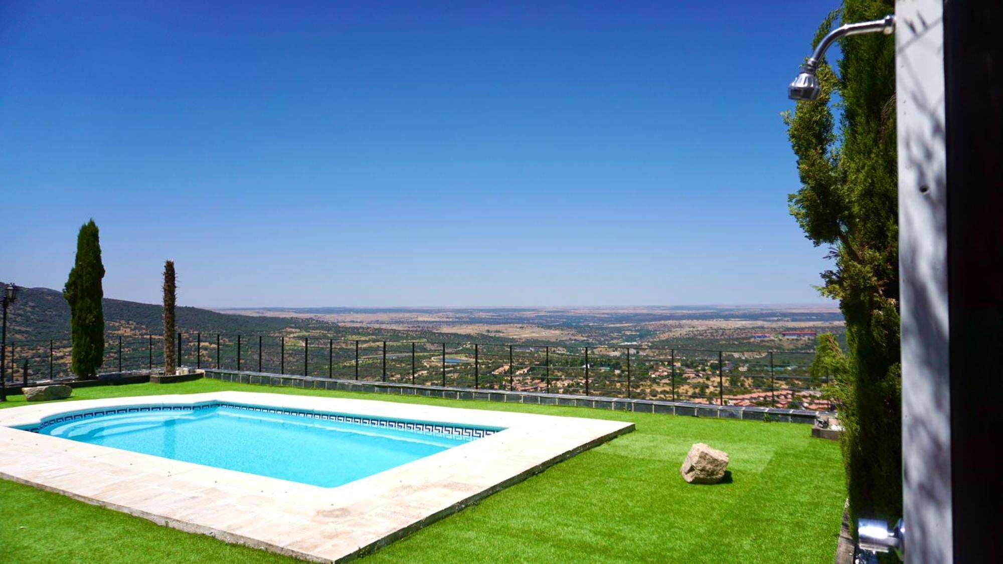 Villa Los Angeles El Espinar Kültér fotó